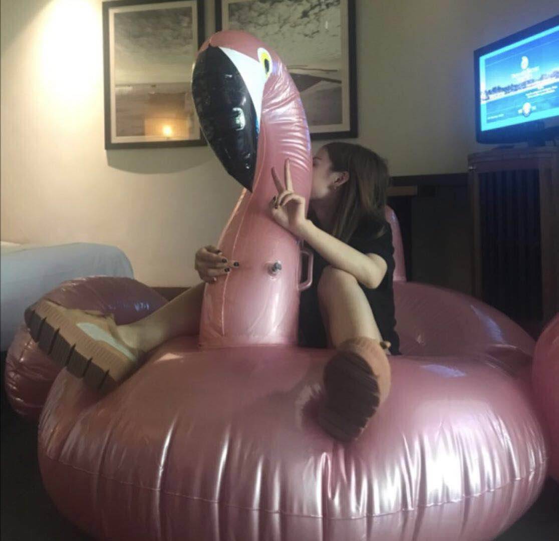 哪里來(lái)的光線(xiàn)